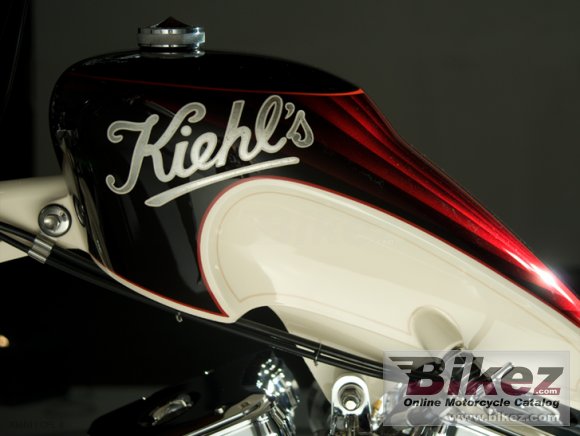 2010 West Coast Choppers CFL II photo